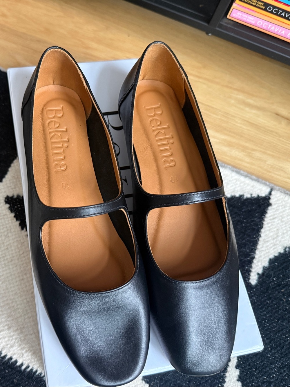 Beklina Olivia Mary Jane flat